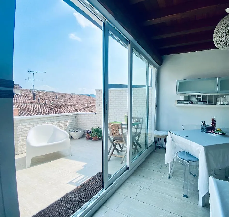 La Casa Di Angelina Apartment Salo 0*,