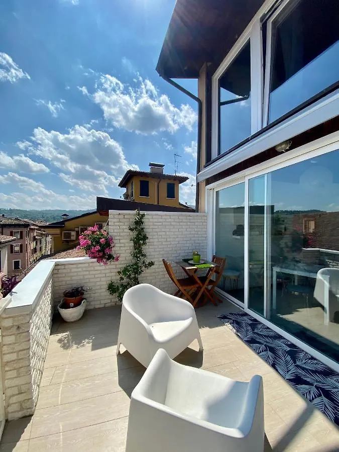 La Casa Di Angelina Apartment Salo 0*,